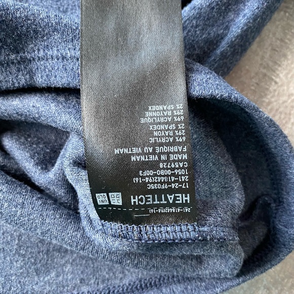 Women’s Uniqlo HEATTECH sweater - light blue - Picture 3 of 5
